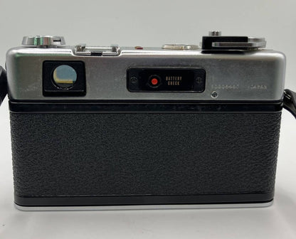 YASHICA Electro 35 GSN — Rangefinder Film Camera with YASHINON-DX 45mm f/1.7 Lens